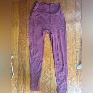 Set active sportbody leggings (also selling the sports bra) only worn 1-2 times.